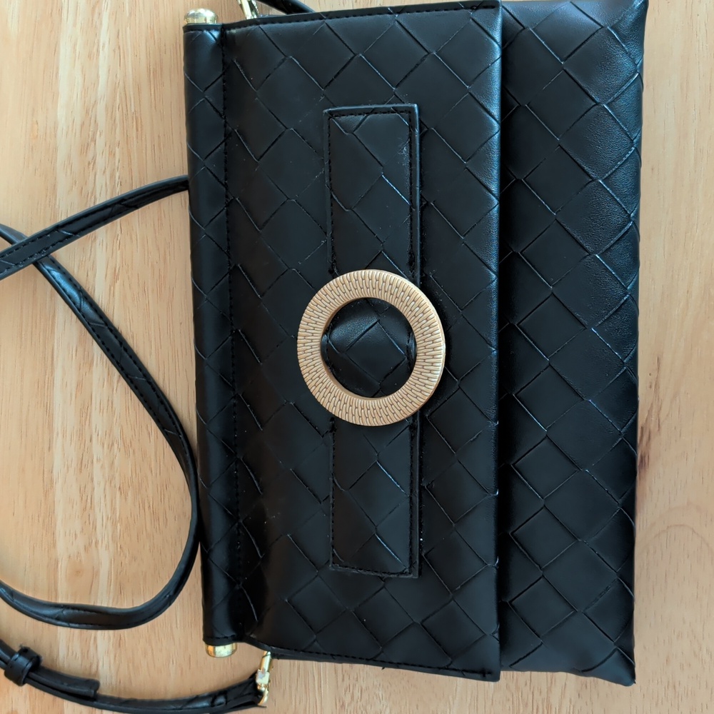 Steve Madden Black Woven Look Convertable Crossbody Bag